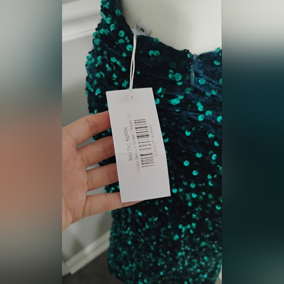 NWT Baltic Born Valdez Women's Sequined Green Gown Sz M - Picture 2 of 4